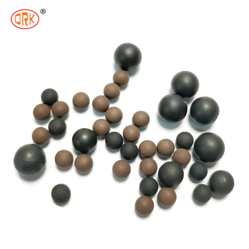 3mm-25mm مقاومت عالی در برابر پیری EPDM گلوله های لاستیکی برش پردازش برای هر کد Pantone یا RAL